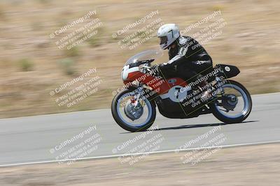 media/Apr-20-2025-AHRMA (Sun) [[393a79c373]]/Race/Group 4/Turn 4b/